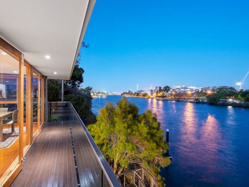 24 Glen Road, Toowong QLD 4066