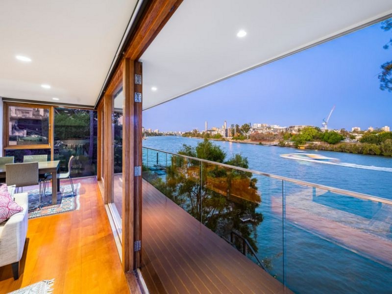 24 Glen Road, Toowong QLD 4066