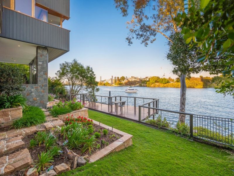 24 Glen Road, Toowong QLD 4066