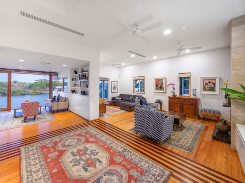 24 Glen Road, Toowong QLD 4066