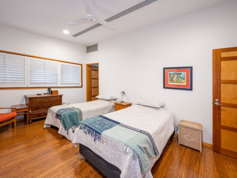 24 Glen Road, Toowong QLD 4066