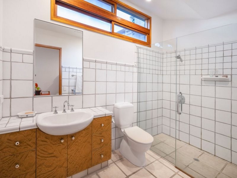 24 Glen Road, Toowong QLD 4066