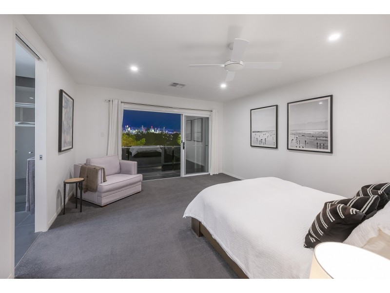 40a Dagmar Street, Holland Park West QLD 4121