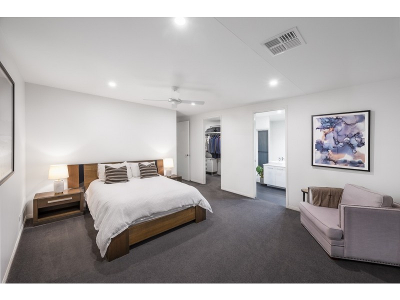 40a Dagmar Street, Holland Park West QLD 4121