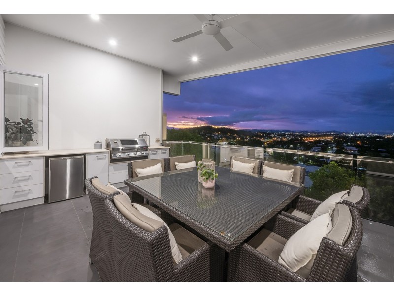 40a Dagmar Street, Holland Park West QLD 4121