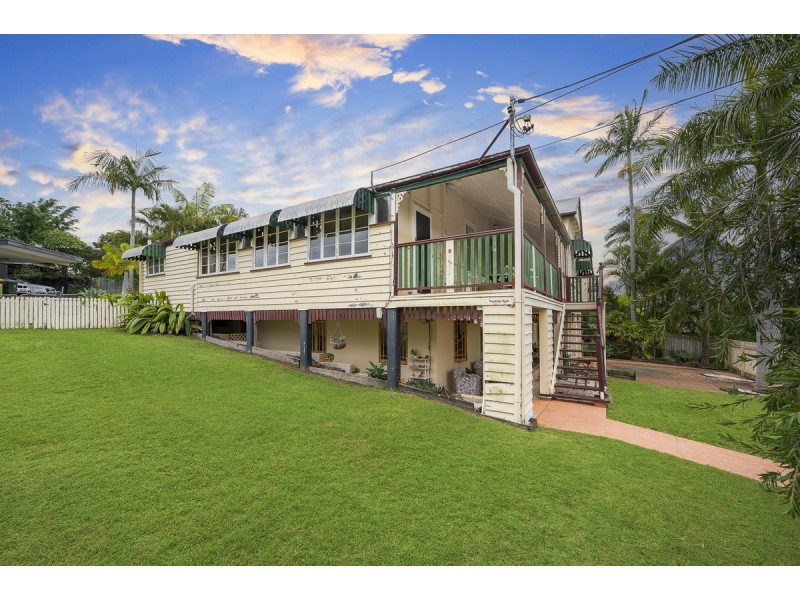 12 Hawthorn Terrace, Red Hill QLD 4059