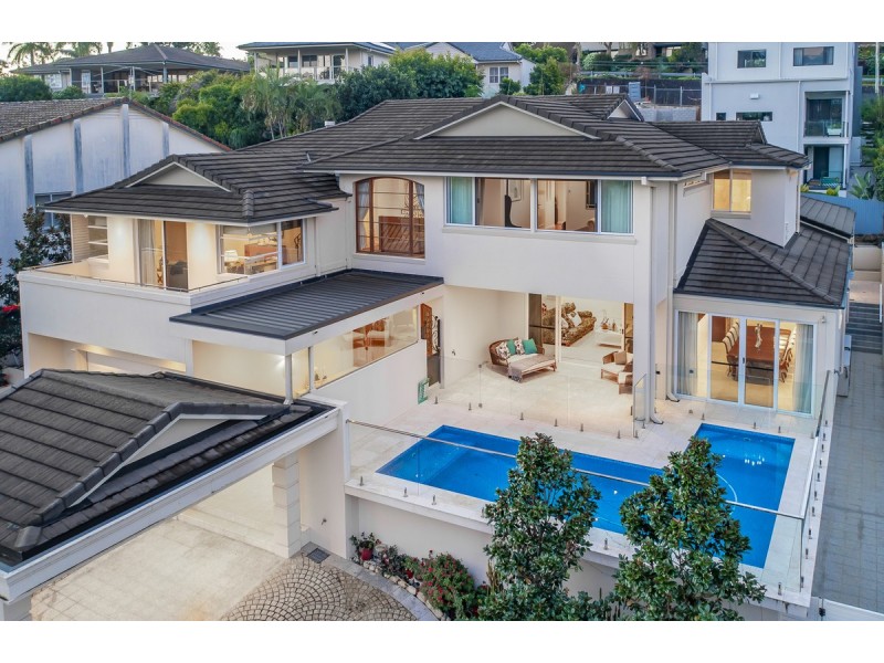 22 Glencairn Avenue, Indooroopilly QLD 4068