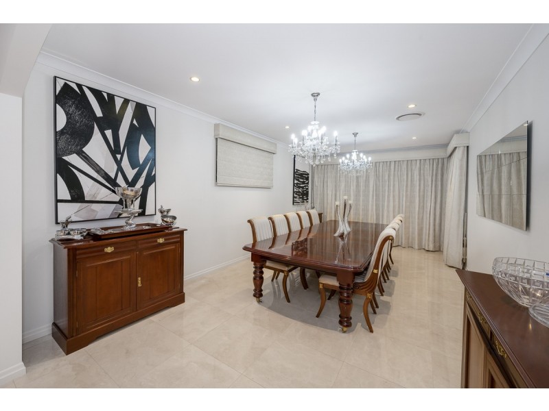 22 Glencairn Avenue, Indooroopilly QLD 4068