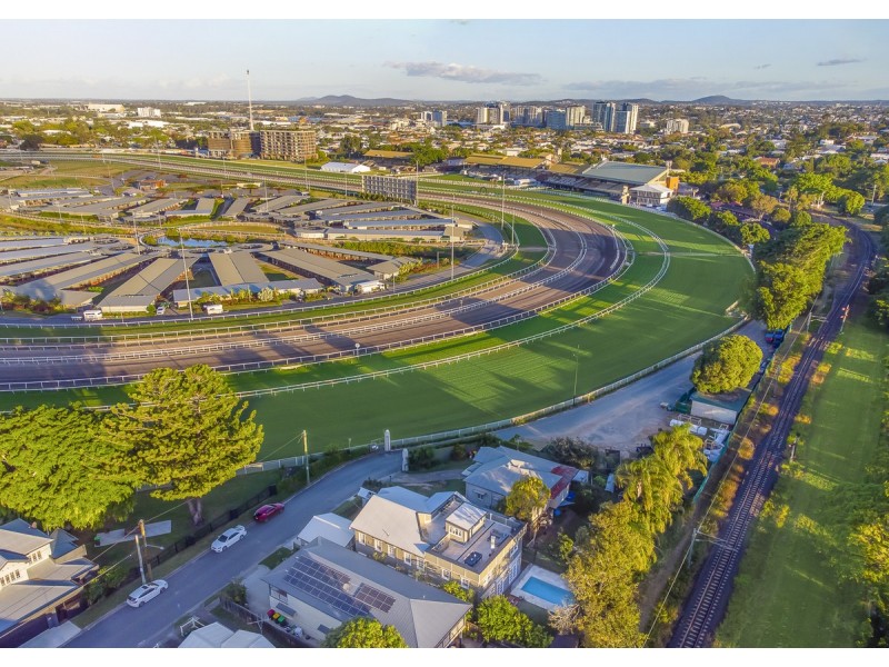 67 Gordon Street, Hendra QLD 4011