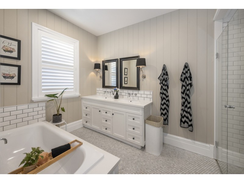 67 Gordon Street, Hendra QLD 4011