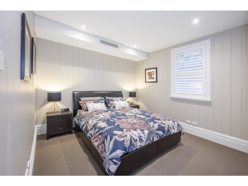 67 Gordon Street, Hendra QLD 4011