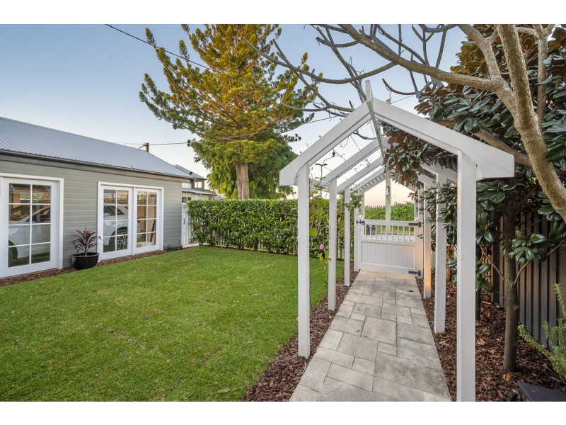 67 Gordon Street, Hendra QLD 4011