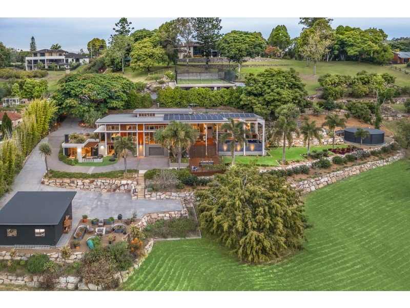 45 Royston Street, Brookfield QLD 4069