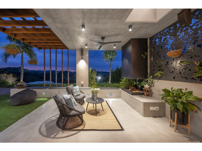 45 Royston Street, Brookfield QLD 4069