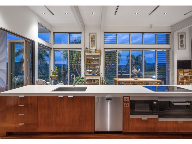 45 Royston Street, Brookfield QLD 4069