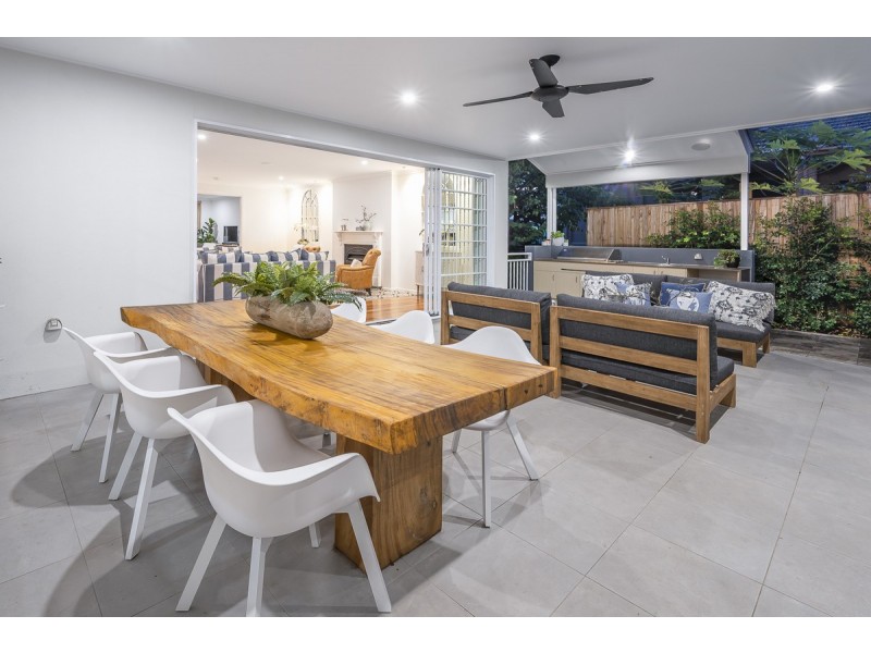 101 Hawken Drive, St Lucia QLD 4067