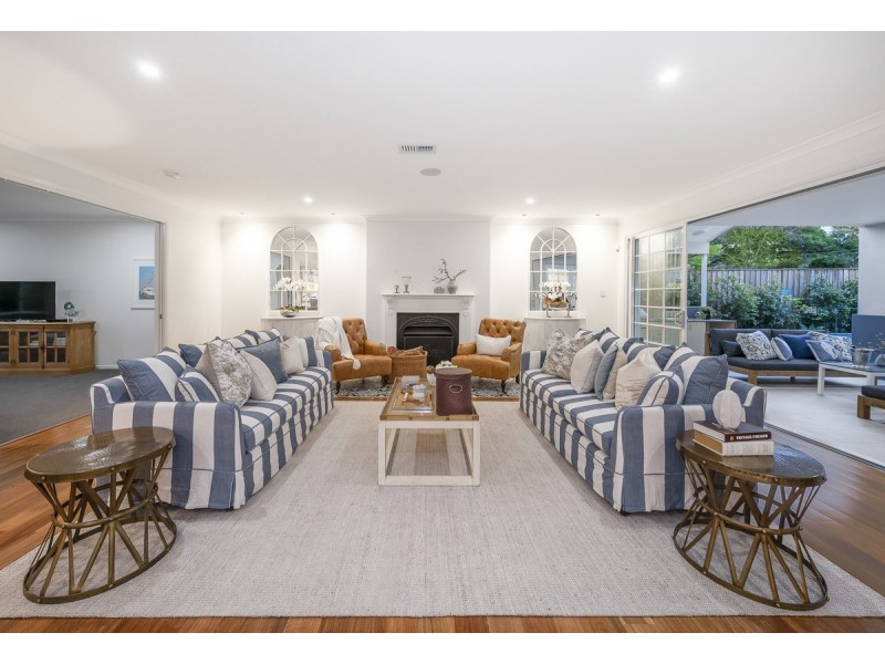 101 Hawken Drive, St Lucia QLD 4067