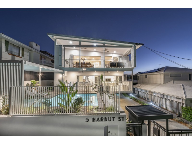 5 Harbut Street, Holland Park West QLD 4121