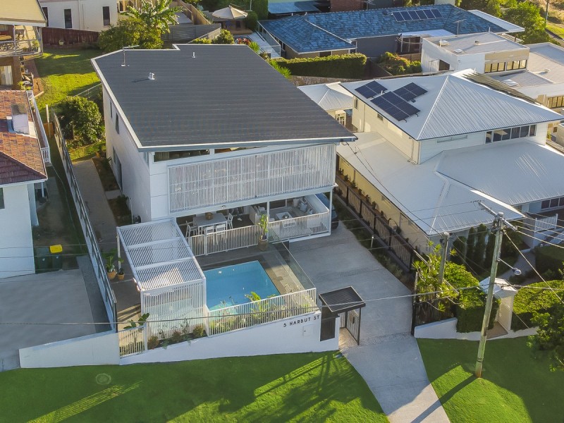 5 Harbut Street, Holland Park West QLD 4121