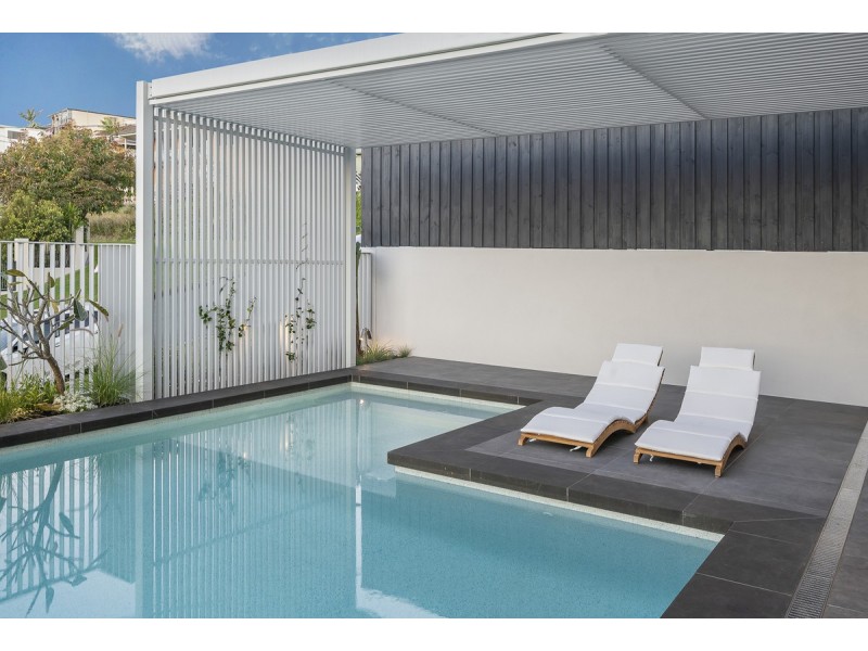 5 Harbut Street, Holland Park West QLD 4121