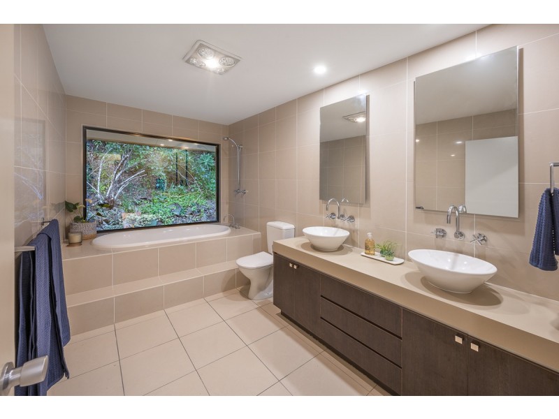 311 Herron Road, Pullenvale QLD 4069