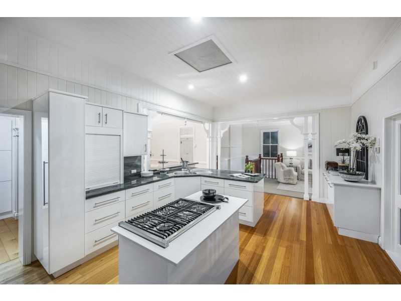 67 Lockerbie Street, Kangaroo Point QLD 4169
