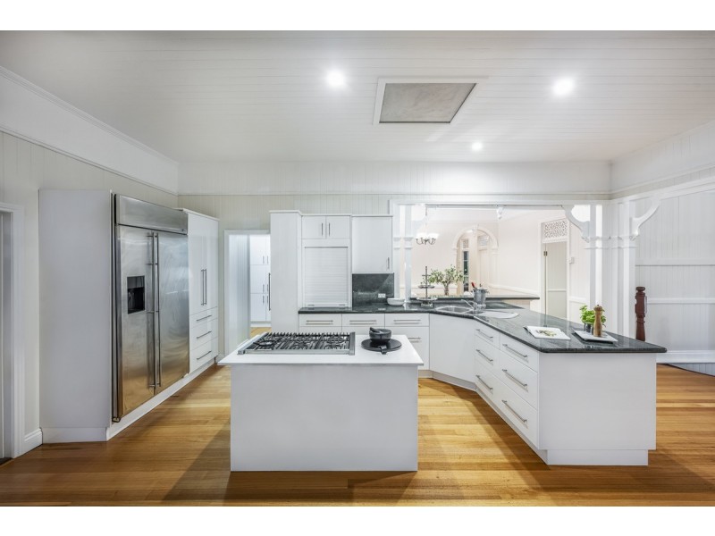 67 Lockerbie Street, Kangaroo Point QLD 4169