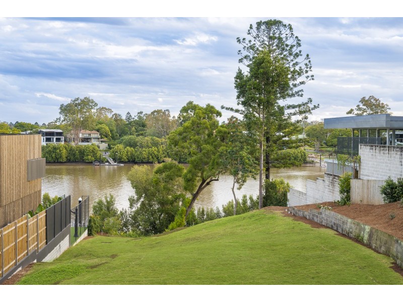 41 Ivy Street, Indooroopilly QLD 4068