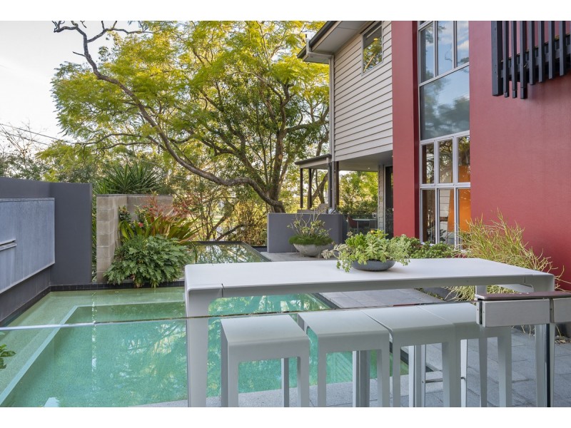 37 Saint James Street, Highgate Hill QLD 4101