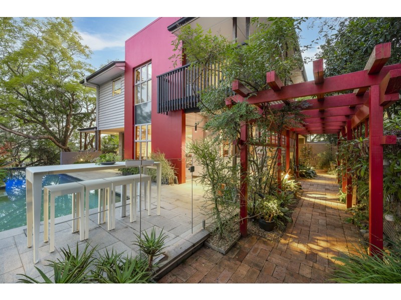 37 Saint James Street, Highgate Hill QLD 4101