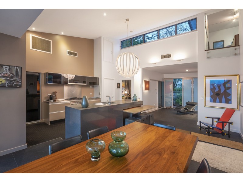 37 Saint James Street, Highgate Hill QLD 4101