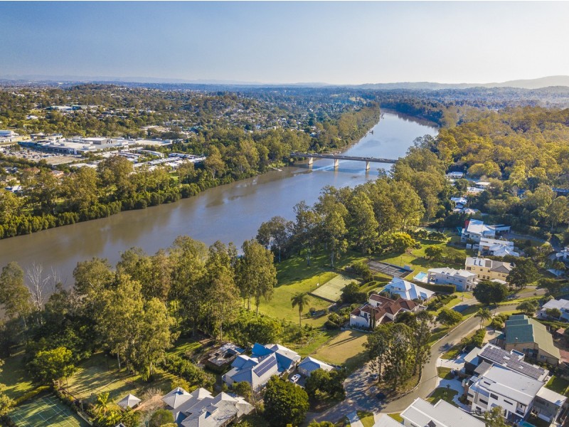 53 Robertson Place, Fig Tree Pocket QLD 4069