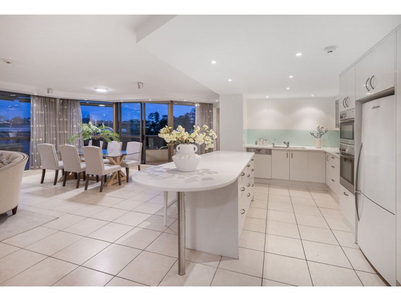 11/10 Lower River Terrace, South Brisbane QLD 4101