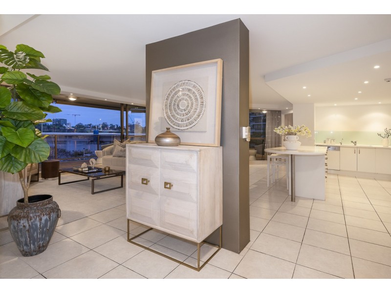 11/10 Lower River Terrace, South Brisbane QLD 4101