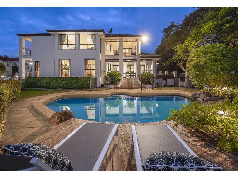 34 Fairway Place, Carindale QLD 4152