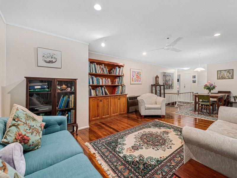 37 Wongabel Street, Kenmore QLD 4069