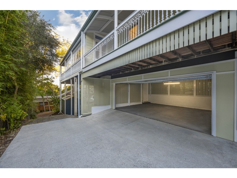 20 Darvall Street, Taringa QLD 4068