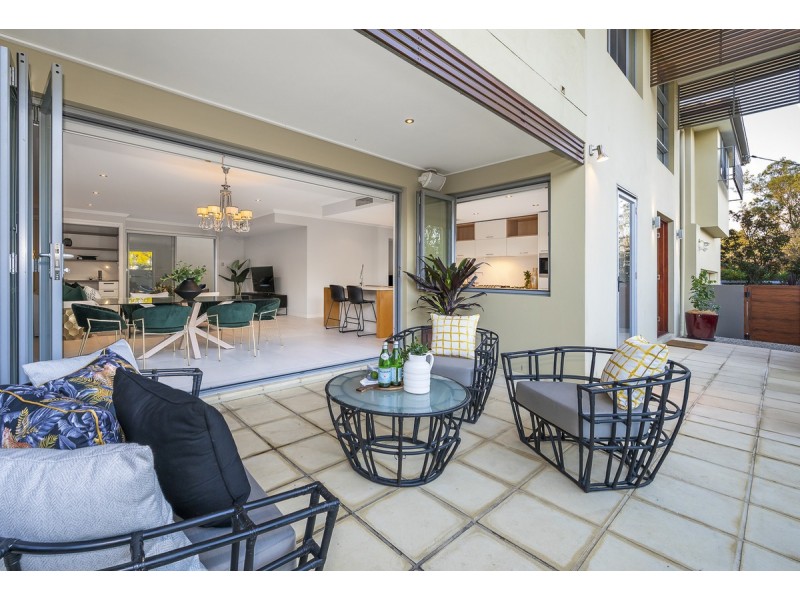 393 Indooroopilly Road, Indooroopilly QLD 4068