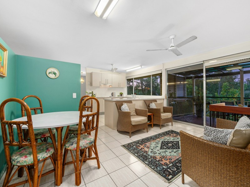 2 Aylesbury Street, Fig Tree Pocket QLD 4069