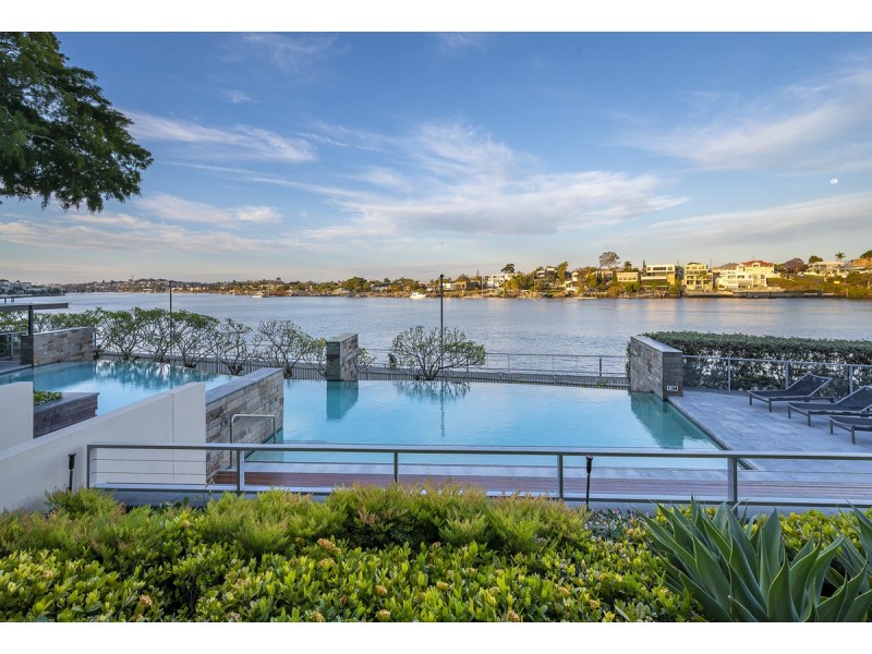 1141/22 Refinery Parade, New Farm QLD 4005