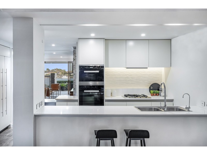 1141/22 Refinery Parade, New Farm QLD 4005