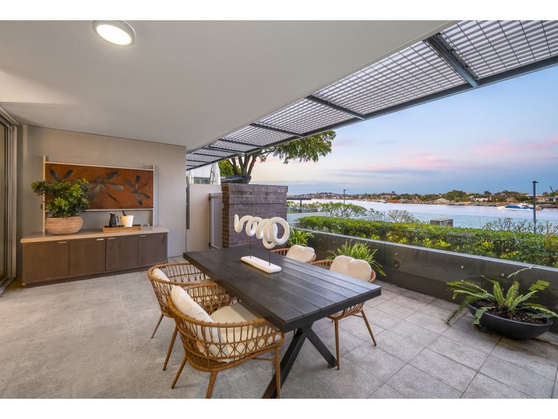 1141/22 Refinery Parade, New Farm QLD 4005