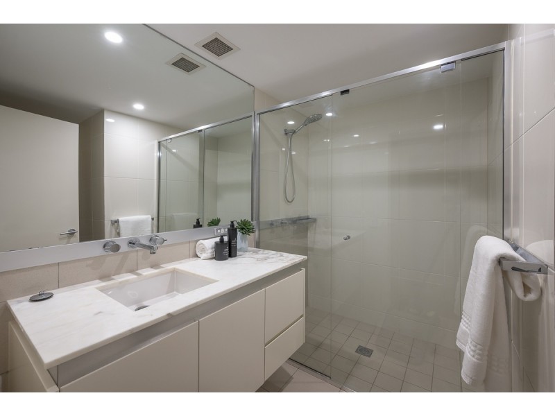 1141/22 Refinery Parade, New Farm QLD 4005