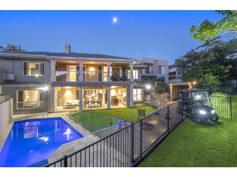 4 Haslam Court, Carindale QLD 4152