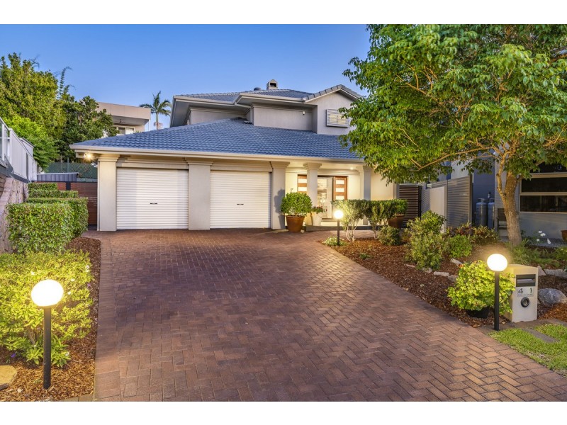 4 Haslam Court, Carindale QLD 4152