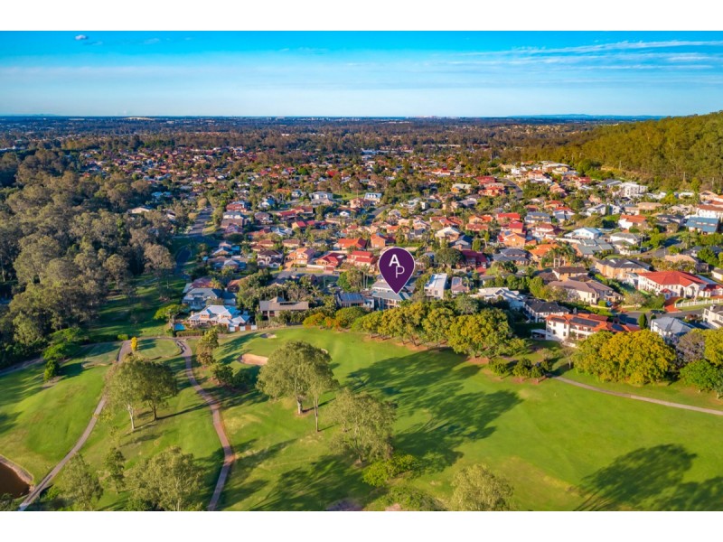 4 Haslam Court, Carindale QLD 4152