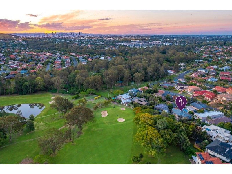 4 Haslam Court, Carindale QLD 4152