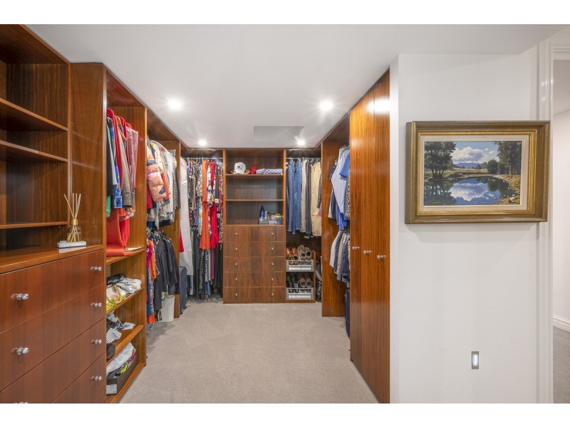 8/288 Swann Road, St Lucia QLD 4067