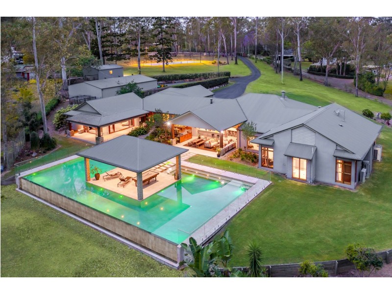 63 Greentrees Avenue, Brookfield QLD 4069