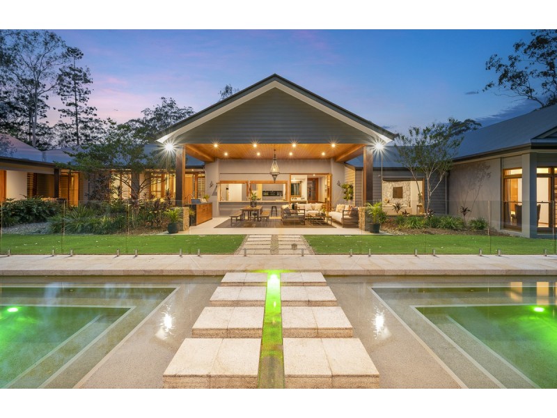 63 Greentrees Avenue, Brookfield QLD 4069